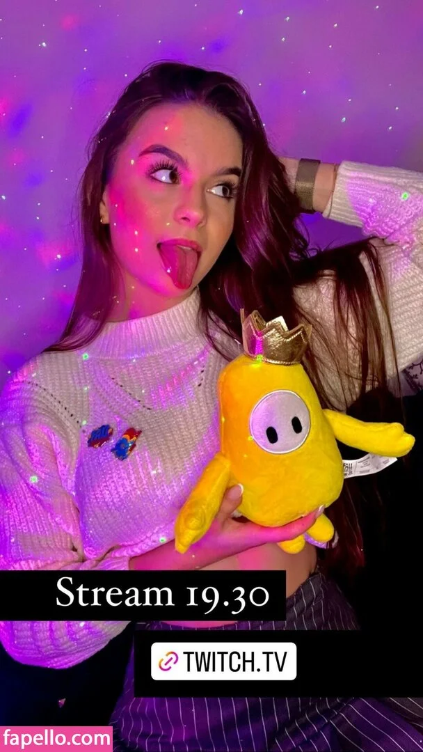 Sroka Onlyfans Photo Gallery 