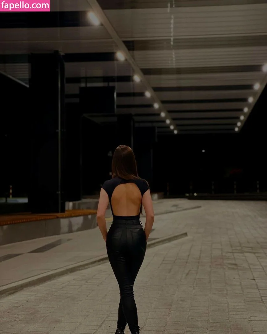 Sroka Onlyfans Photo Gallery 