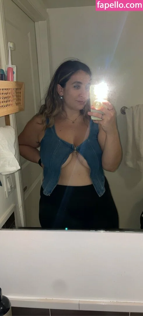 Hellyy_K Onlyfans Photo Gallery 