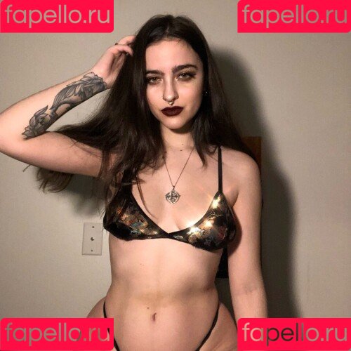 artbitch666 Onlyfans Photo Gallery 