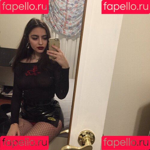 artbitch666 Onlyfans Photo Gallery 