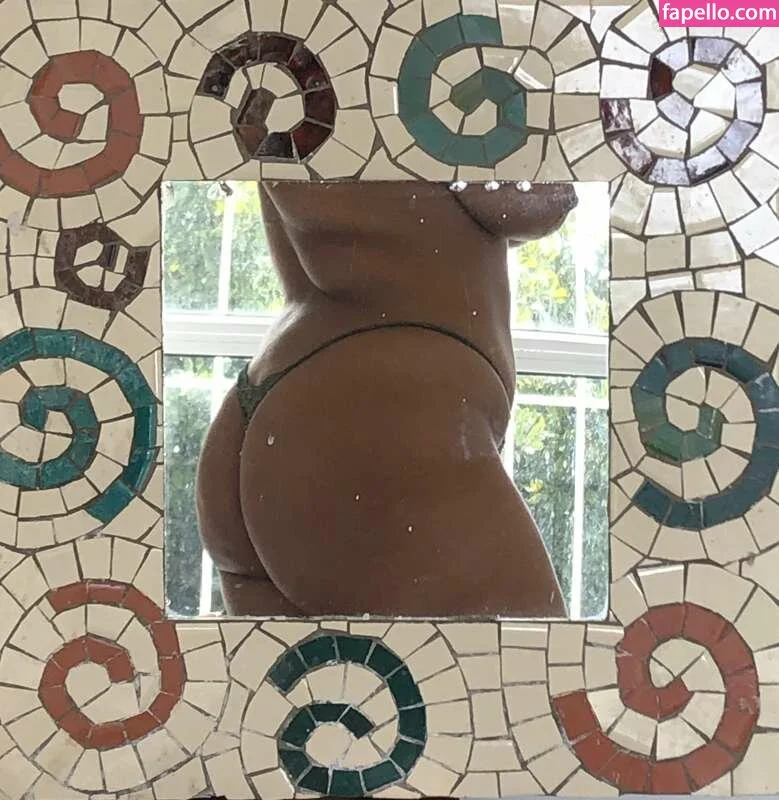 Ariel Cosmo Onlyfans Photo Gallery 