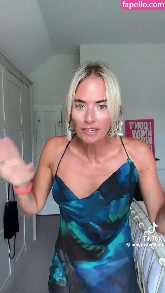 Amy Jo Simpson Onlyfans Photo Gallery 