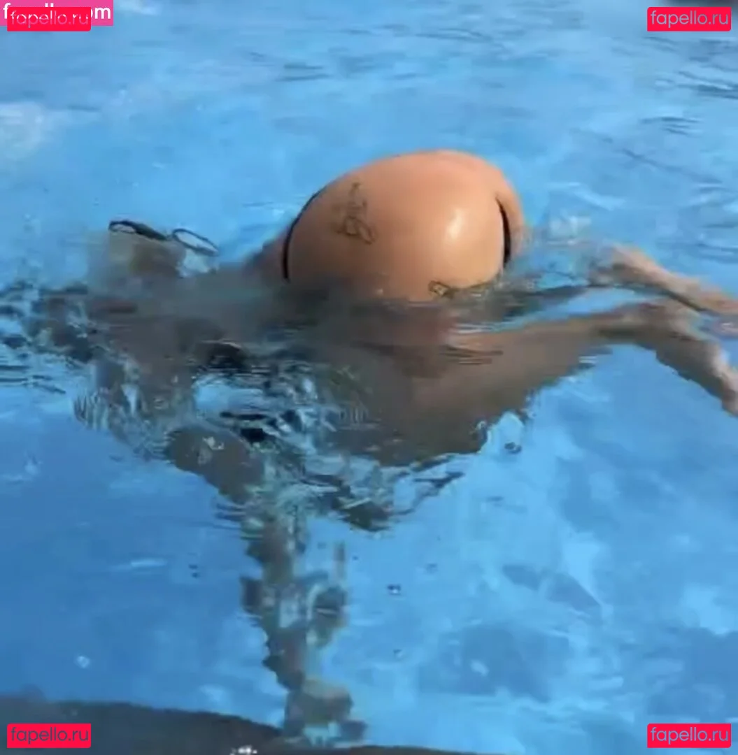 mariela_ella Onlyfans Photo Gallery 