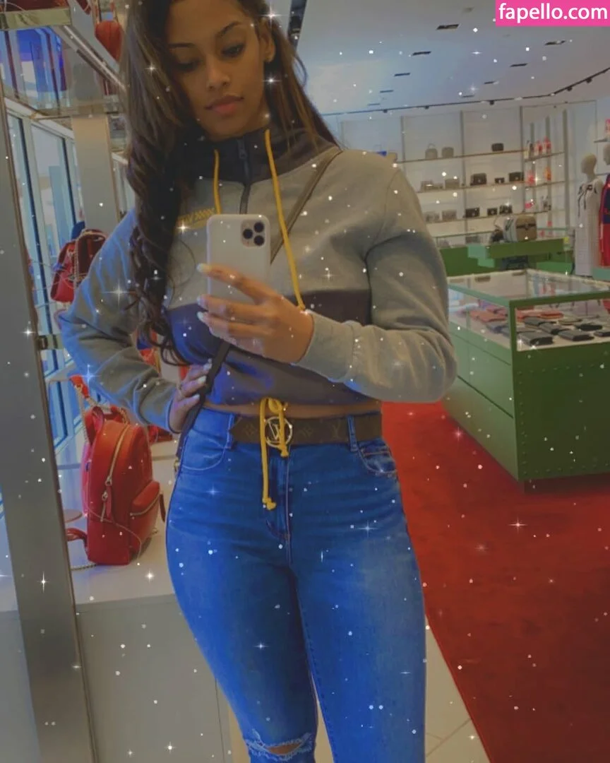 sofia_only18 Onlyfans Photo Gallery 