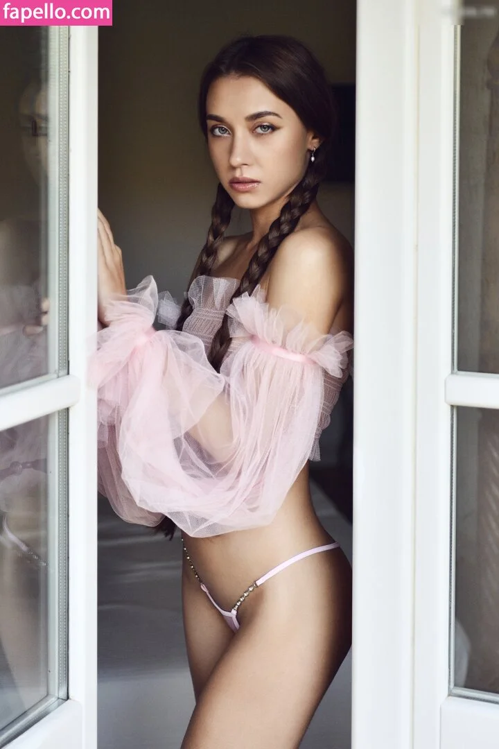 Sofia Korenko Onlyfans Photo Gallery 