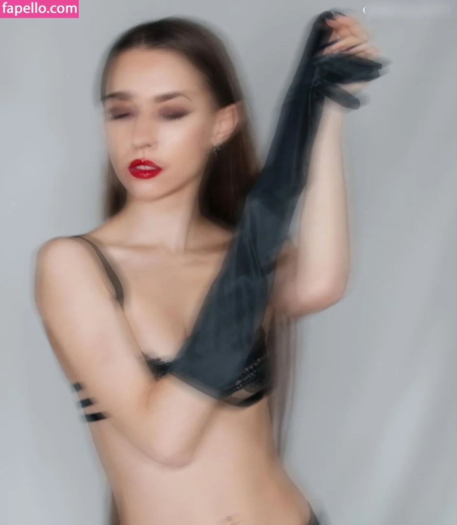 Sofia Korenko Onlyfans Photo Gallery 