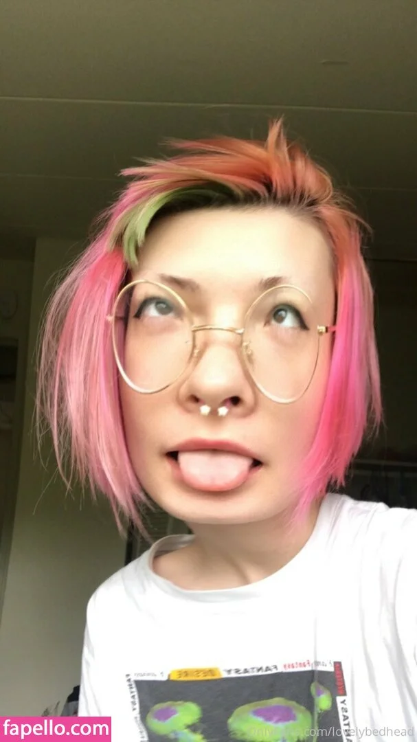 lovelybedhead Onlyfans Photo Gallery 