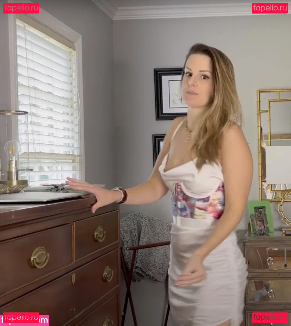 Peach Perfect Onlyfans Photo Gallery 