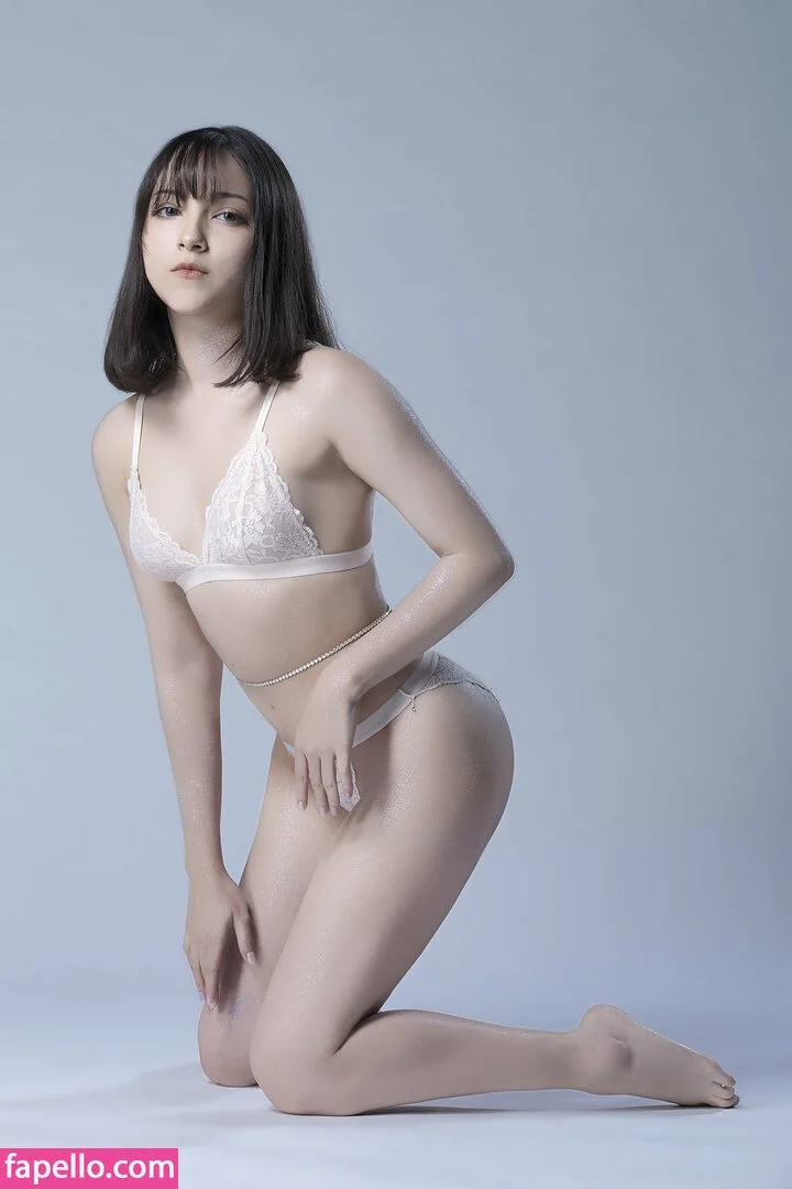 Hiroto Nya Onlyfans Photo Gallery 