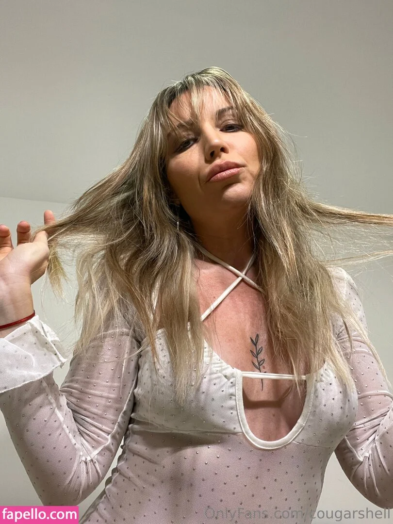 cougarshell Onlyfans Photo Gallery 