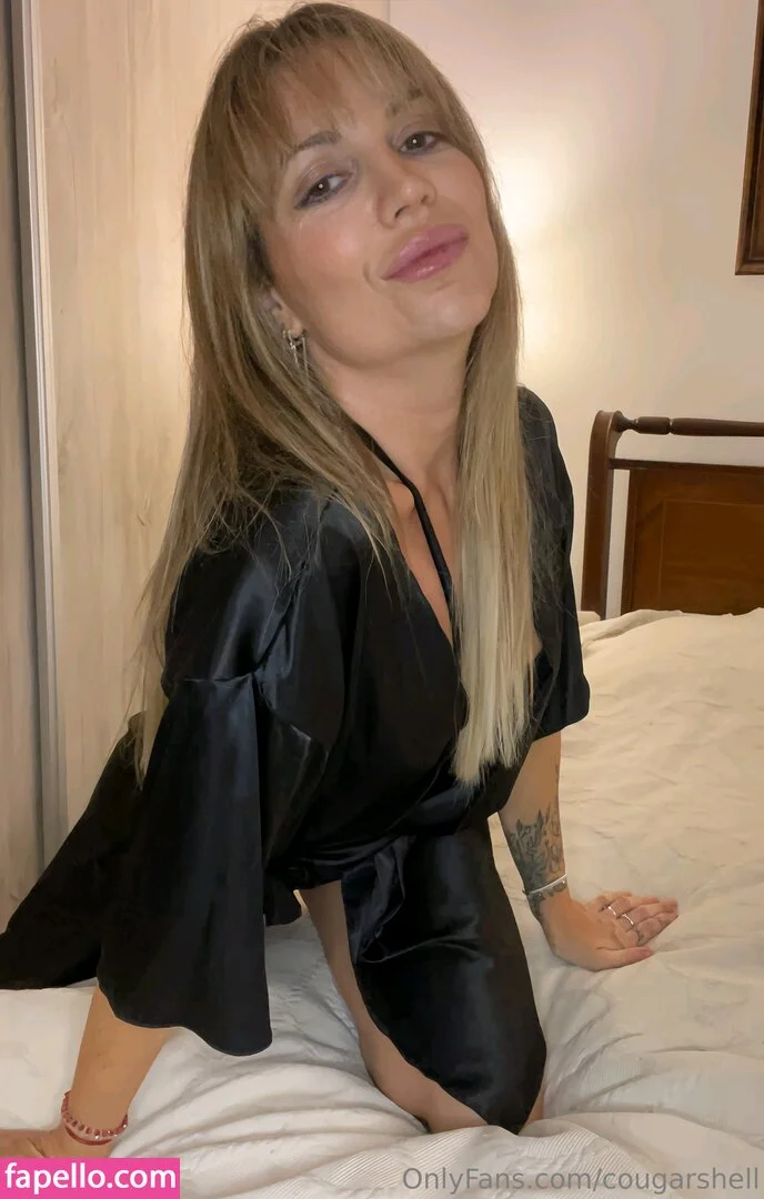 cougarshell Onlyfans Photo Gallery 