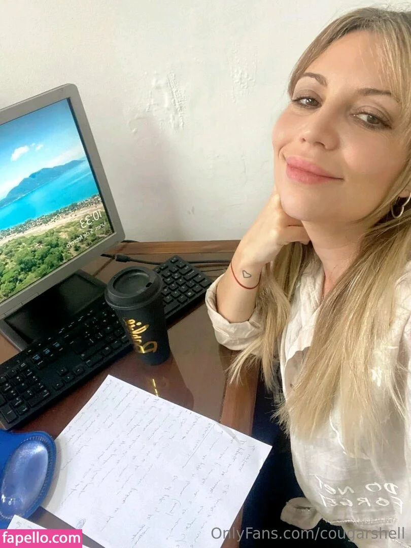 cougarshell Onlyfans Photo Gallery 