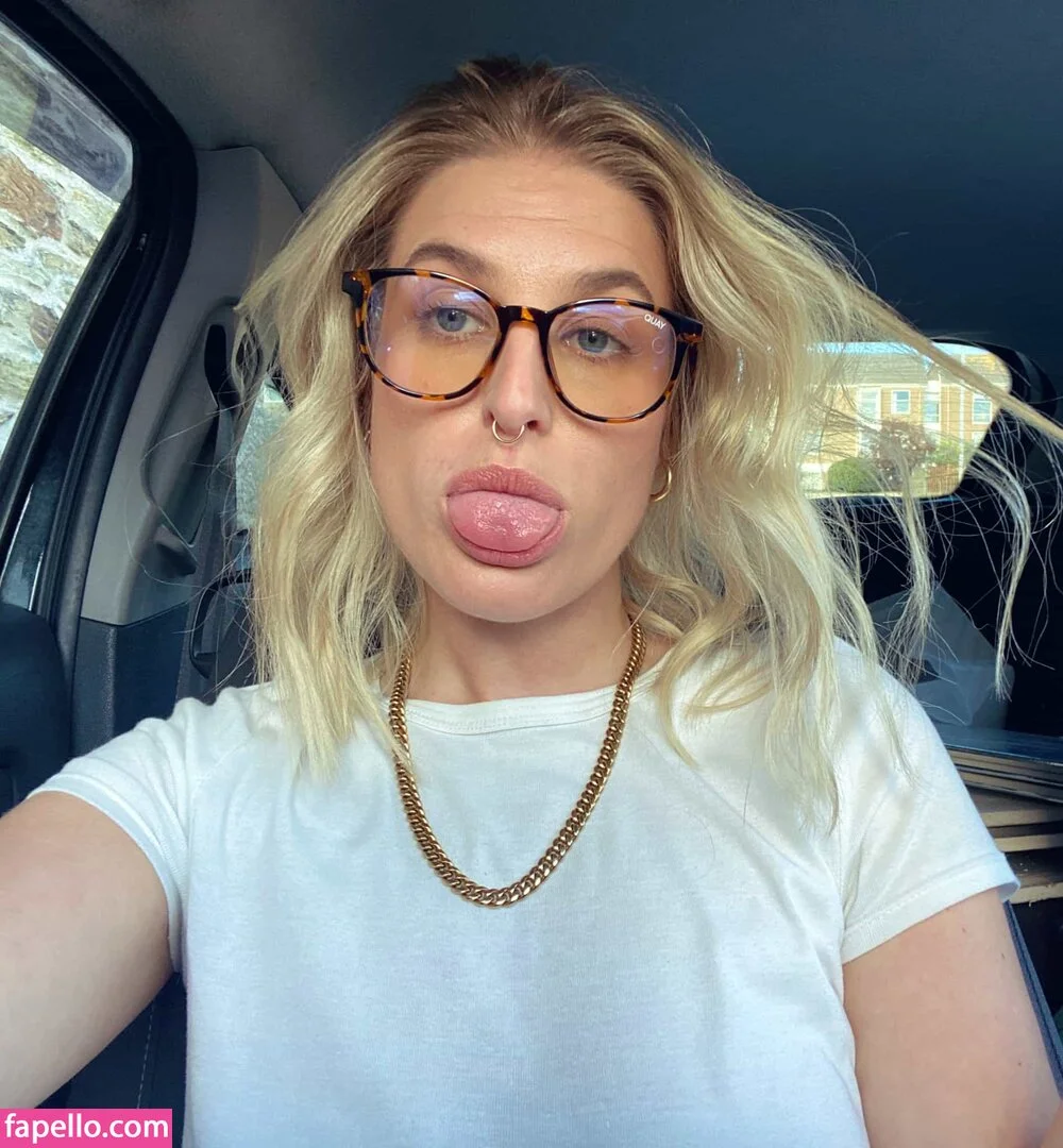 Riley Beth Onlyfans Photo Gallery 