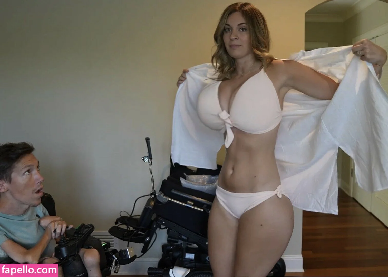 Hannah Alyward Onlyfans Photo Gallery 