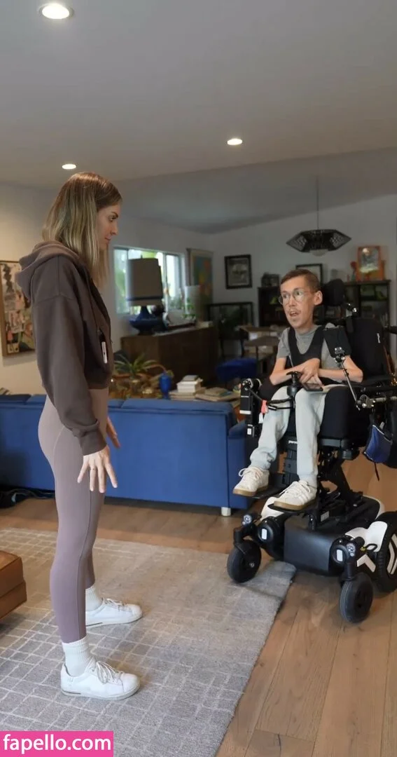 Hannah Alyward Onlyfans Photo Gallery 