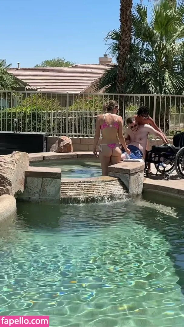 Hannah Alyward Onlyfans Photo Gallery 