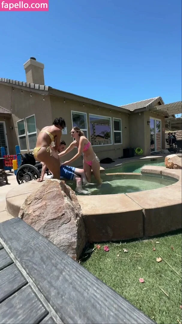 Hannah Alyward Onlyfans Photo Gallery 