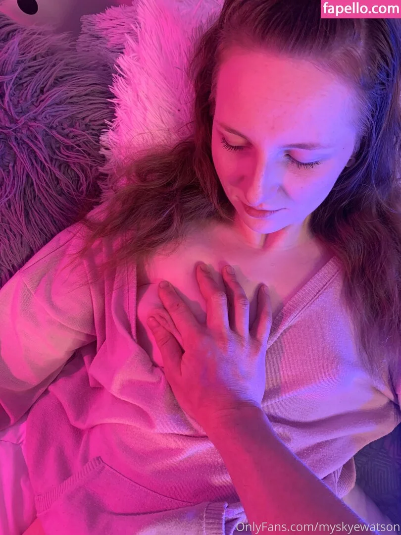 SkyeWatson Onlyfans Photo Gallery 