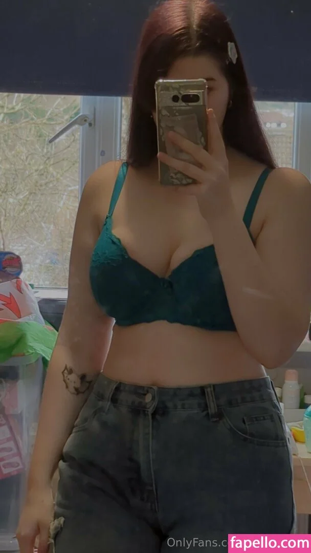 aevxxxum Onlyfans Photo Gallery 