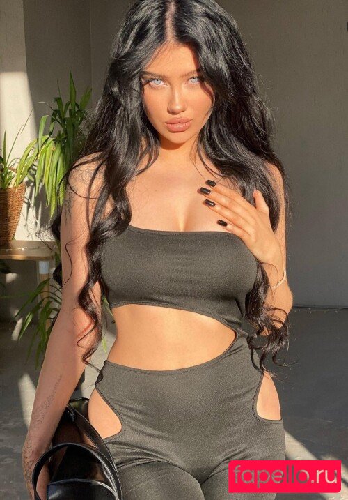 sofimoonlight Onlyfans Photo Gallery 