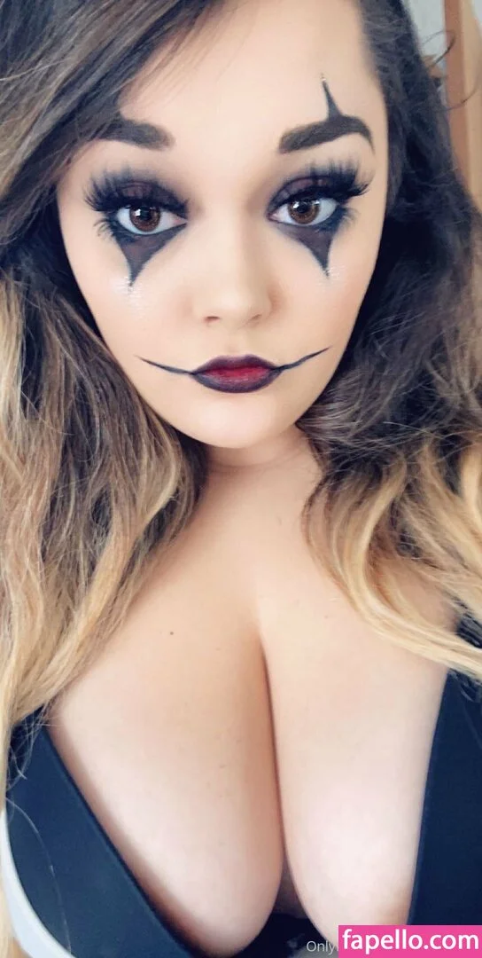 manda_bug Onlyfans Photo Gallery 