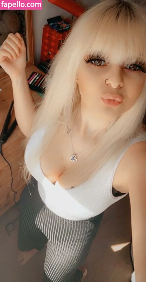 Charley Mairs Onlyfans Photo Gallery 