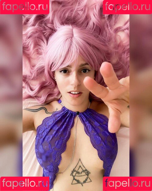 Dani Botan Onlyfans Photo Gallery 