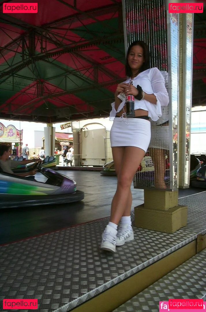 Feetperview / Sockenmädchen Onlyfans Photo Gallery 