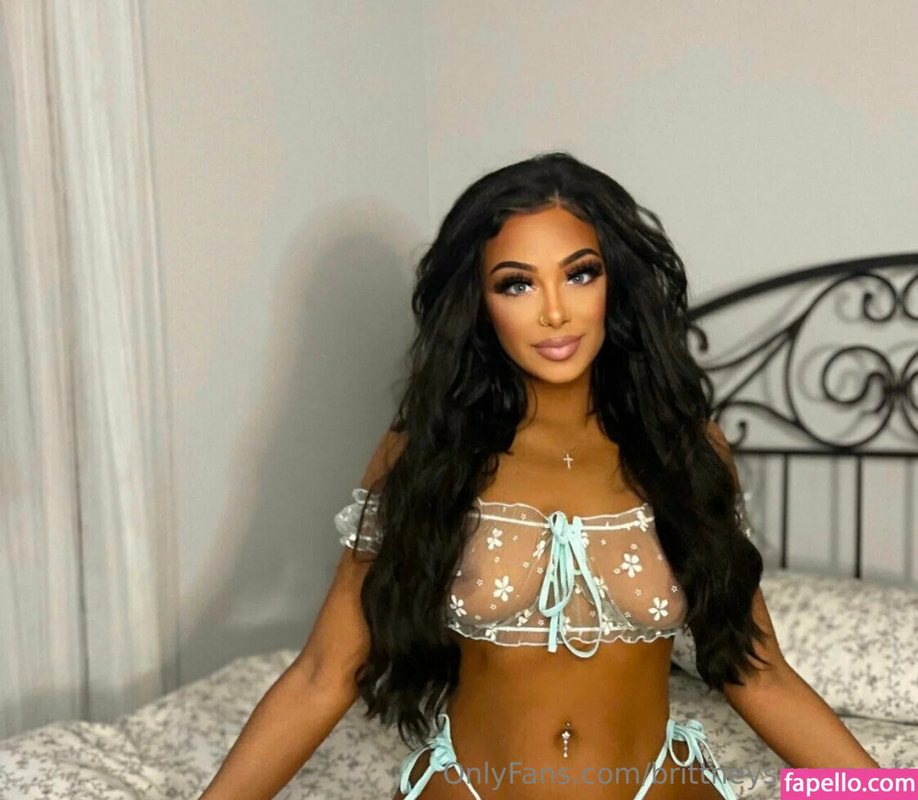 brittneysupersoak Onlyfans Photo Gallery 