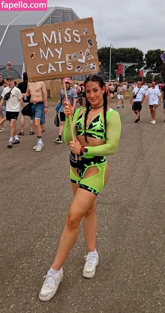 JuleTheFox Onlyfans Photo Gallery 