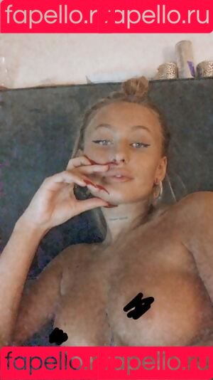 Elin Junkergård Onlyfans Photo Gallery 