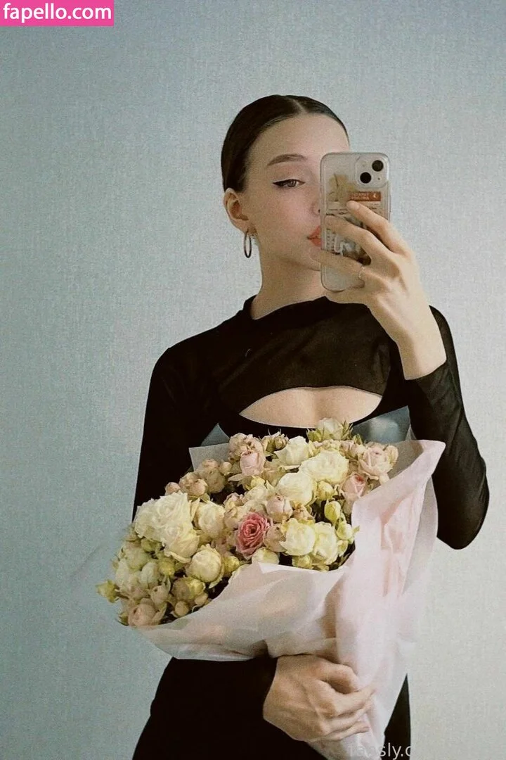 Ayerie Onlyfans Photo Gallery 