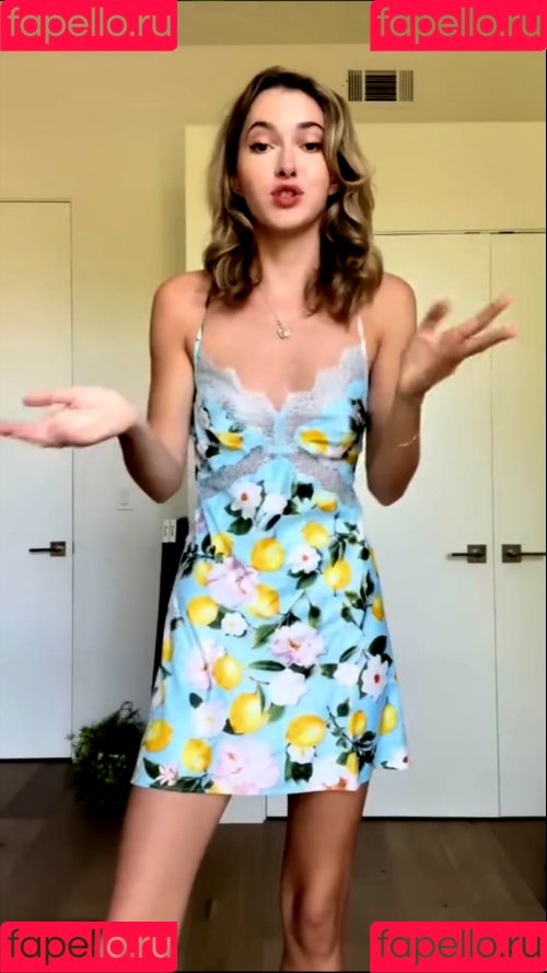 Madeleinecwhite Onlyfans Photo Gallery 