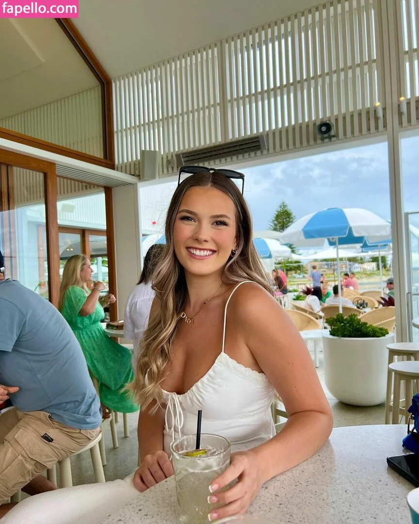 Paige Cooper Onlyfans Photo Gallery 