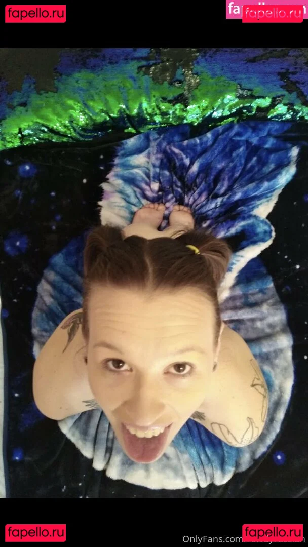 redrosebb Onlyfans Photo Gallery 