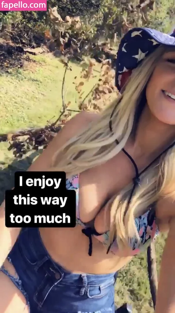 Amanda Sipos Onlyfans Photo Gallery 