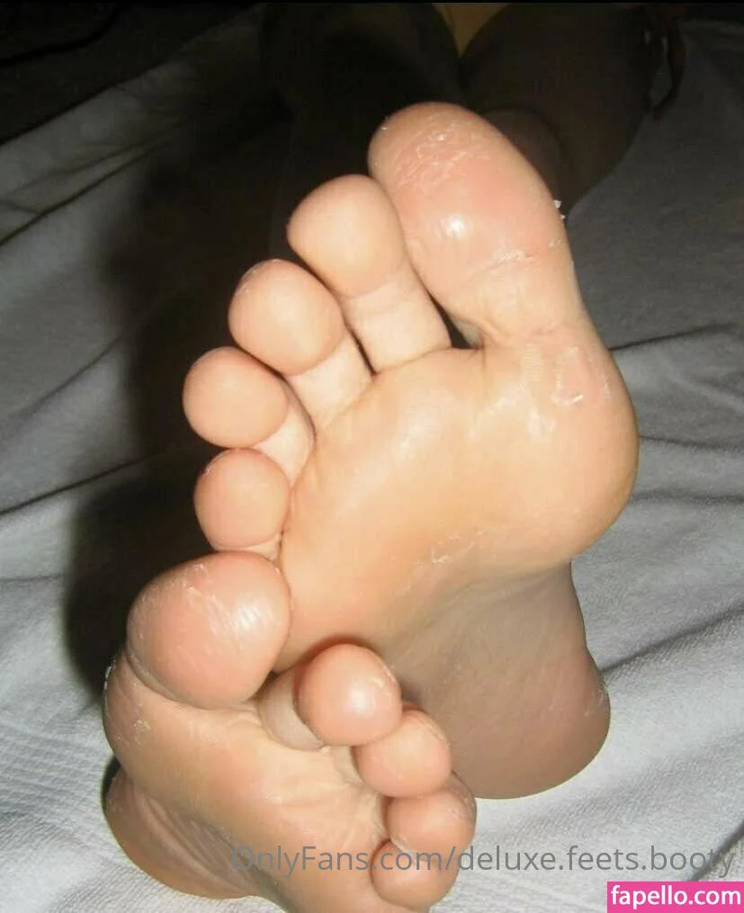 deluxe.feets.booty Onlyfans Photo Gallery 