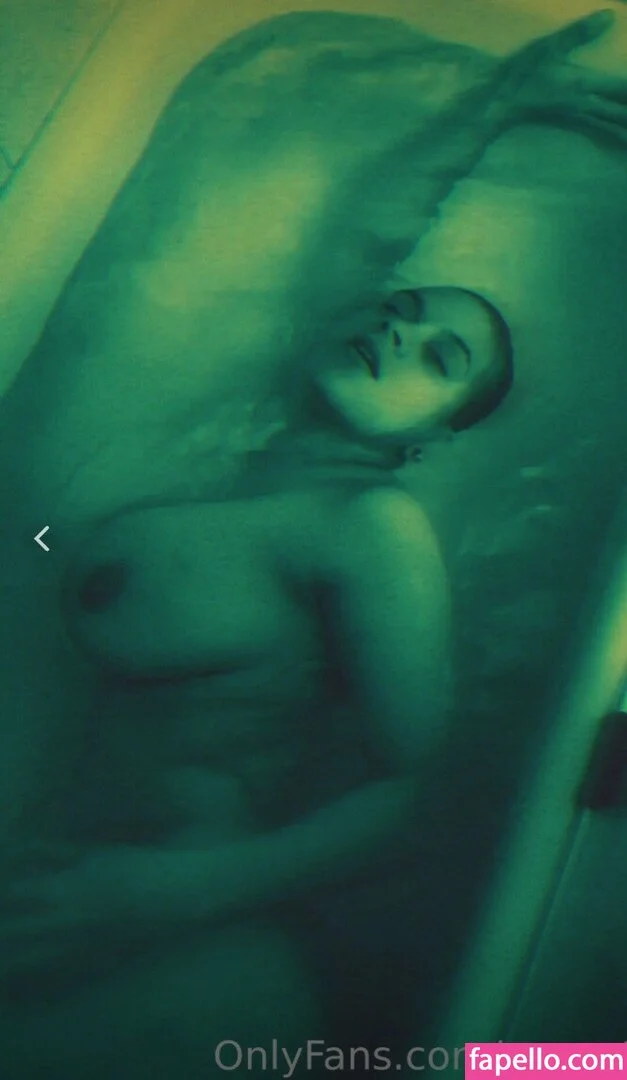 Venuz20 Onlyfans Photo Gallery 