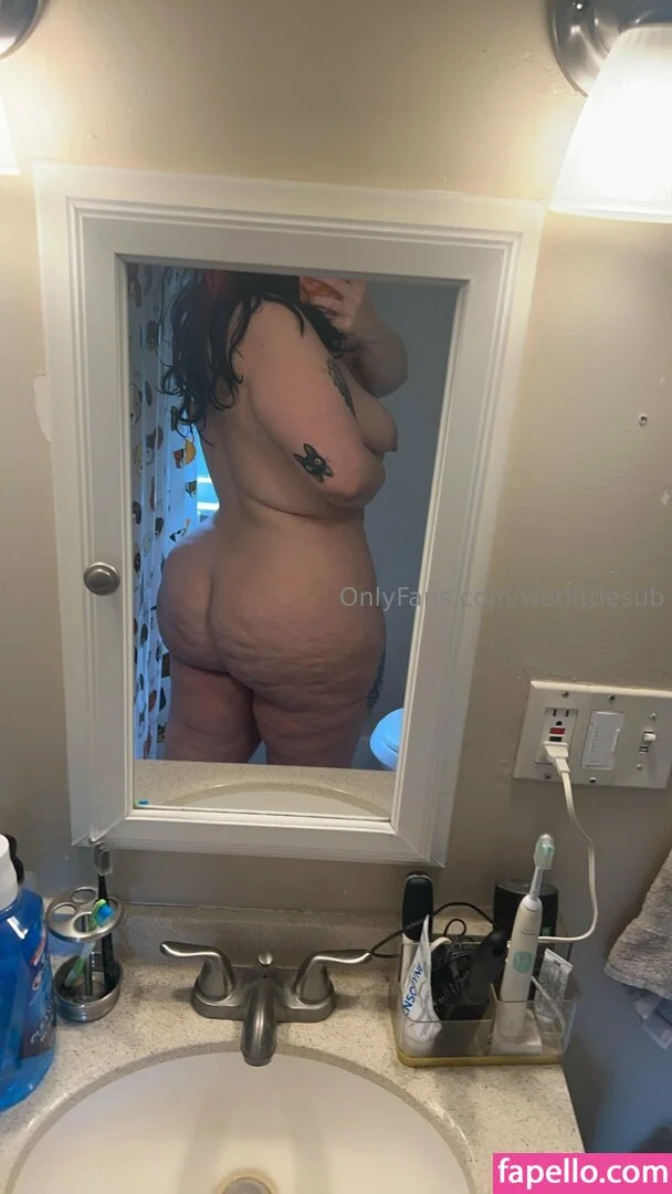 wetlittlesub Onlyfans Photo Gallery 