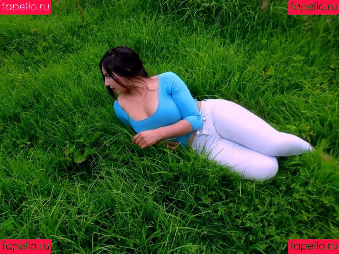 angejla Onlyfans Photo Gallery 