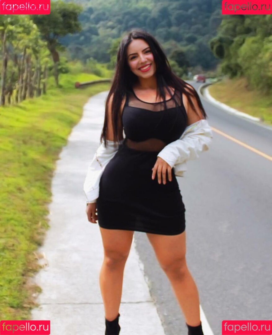 angejla Onlyfans Photo Gallery 