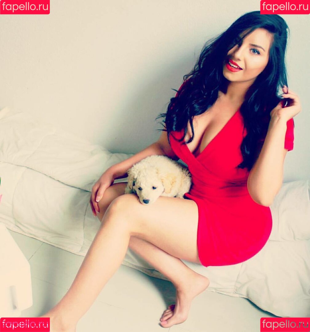 angejla Onlyfans Photo Gallery 