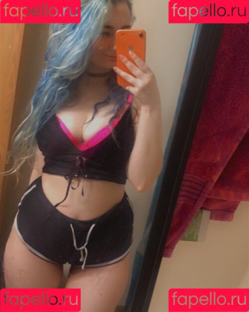 Juliexwolfe Onlyfans Photo Gallery 