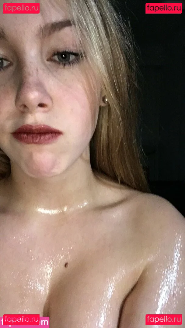 Madelinebiene Onlyfans Photo Gallery 