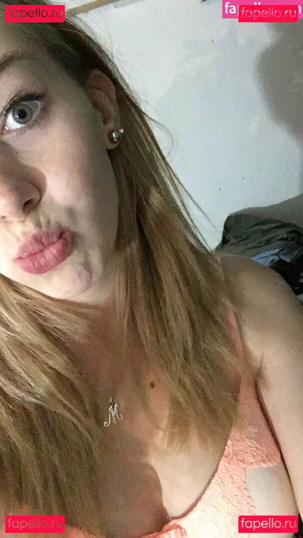 Madelinebiene Onlyfans Photo Gallery 