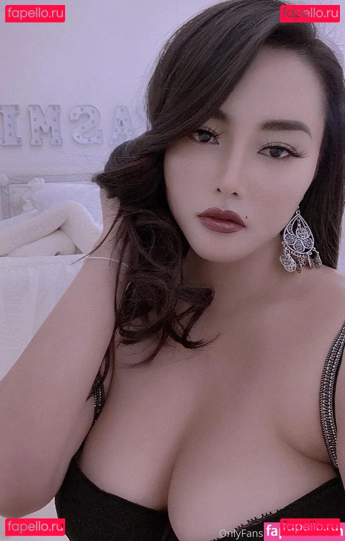 yasmi Onlyfans Photo Gallery 