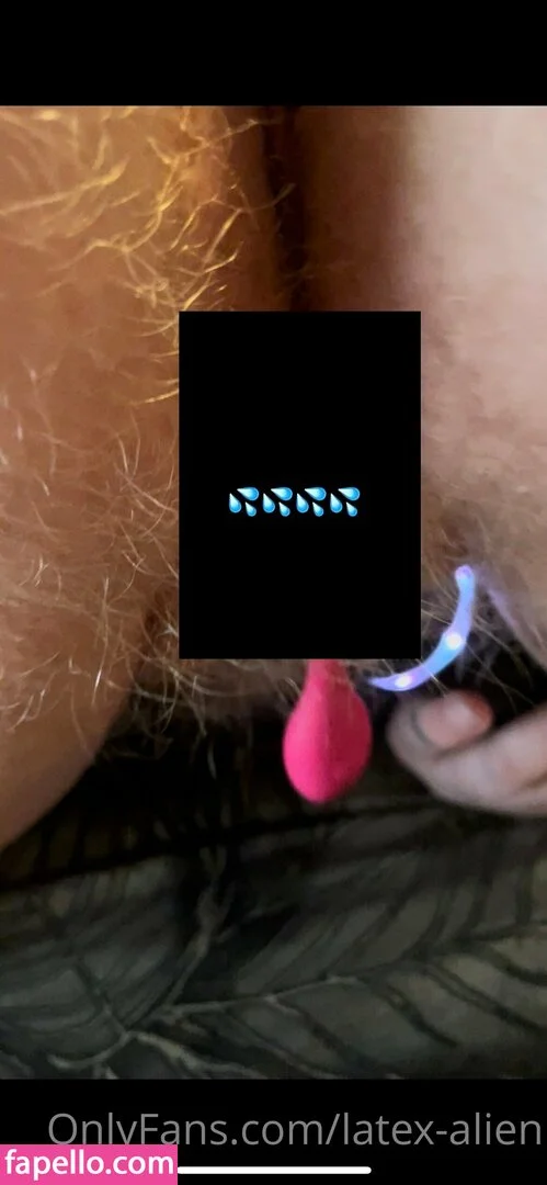latex-alien Onlyfans Photo Gallery 