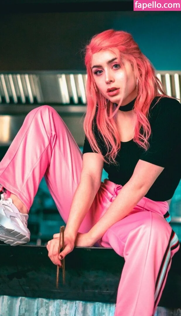 Iramalonne Onlyfans Photo Gallery 