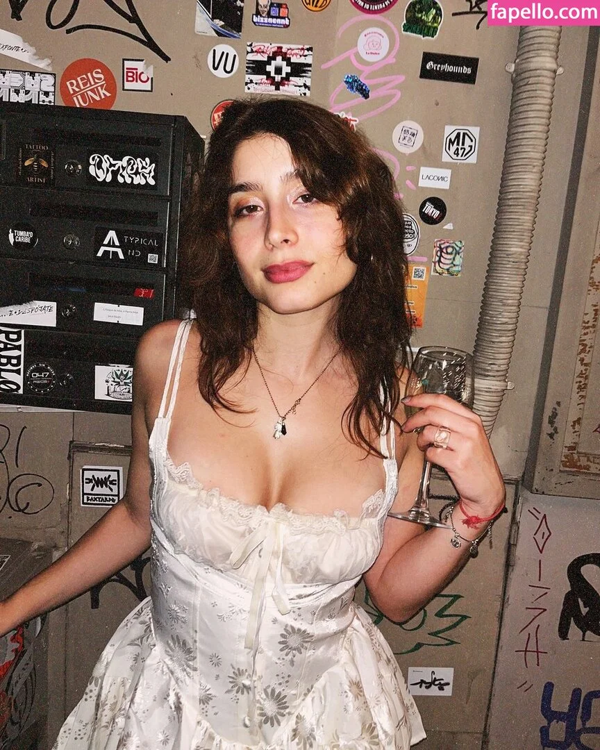 Iramalonne Onlyfans Photo Gallery 